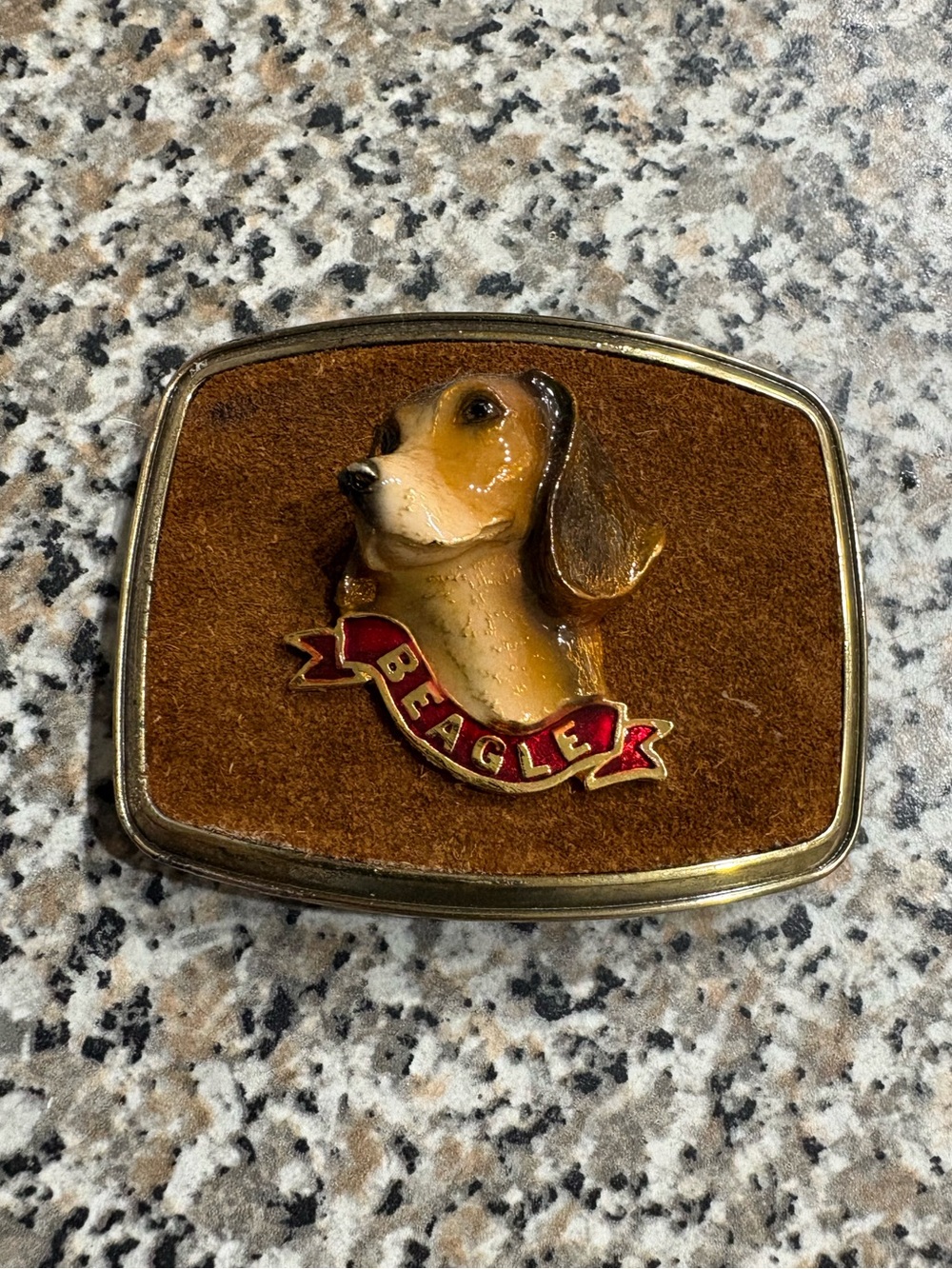 Vintage Raintree Beagle 
 Belt Buckle - Brown Velvet